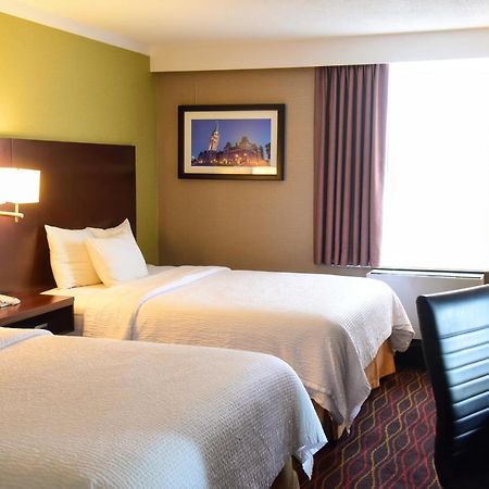 Days Inn By Wyndham Ottawa West Exterior foto