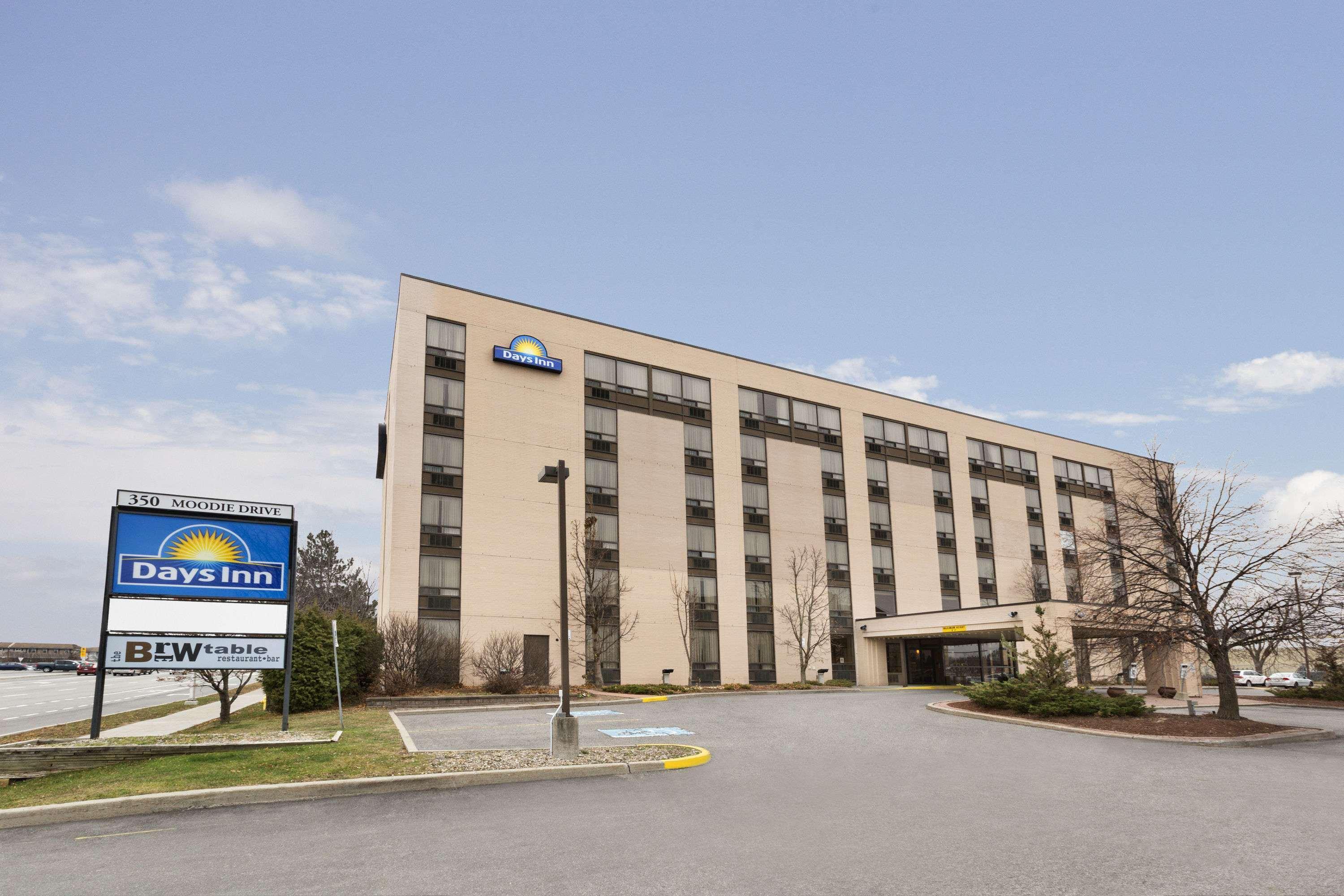 Days Inn By Wyndham Ottawa West Exterior foto